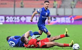 传承足球明星联赛“川辽对决”再现甲A经典，“四川雄起”唤起一代球迷记忆